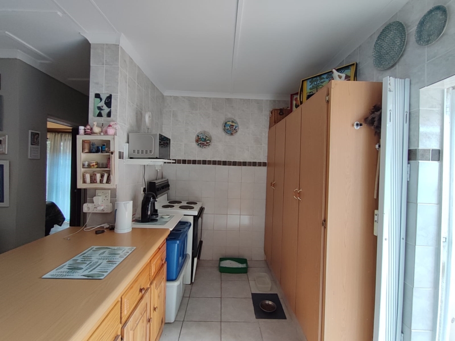 5 Bedroom Property for Sale in Stilfontein Ext 4 North West